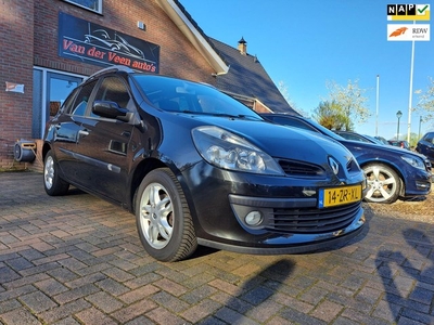 Renault Clio Estate 1.2 TCE Dynamique.