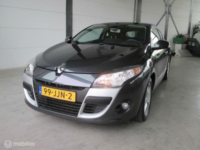 Renault Megane Coupé 1.6 Sélection Business Sport