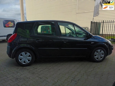 Renault Scénic 1.6-16V Business Line