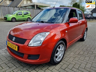 Suzuki Swift 1.3 Base, ZEER MOOI. WEINIG KILOMETERS, 5