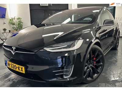 Tesla Model X 90D Base 7p.