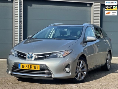 Toyota Auris Touring Sports 1.8 Hybrid EXECUTIVE, VELE