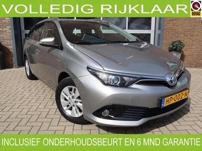 Toyota Auris Touring Sports 1.8 Hybrid Lease