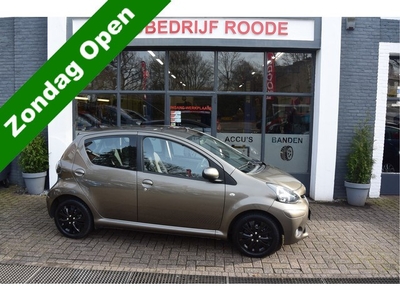 Toyota Aygo 1.0 12V 5-Drs Special Edition AIRCO,1e