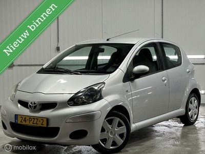 Toyota Aygo 1.0-12VAIRCONAVI5DRGARANTIE