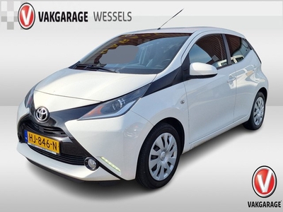 Toyota Aygo 1.0 VVT-i x-play Airco CDV