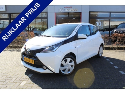 Toyota Aygo 1.0 VVT-i x-Play Navi Automaat Rijklaar