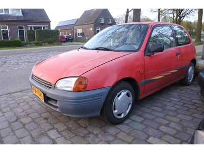 Toyota Starlet 1.3-16V XLi GTSi automaat stuurbekr. 200 dkm