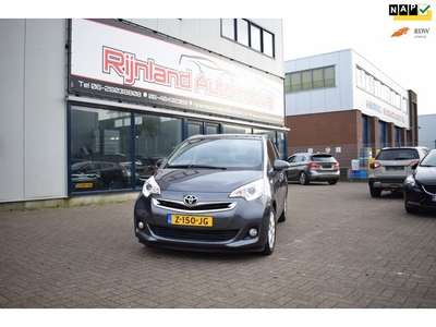 Toyota Verso-S 1.3 VVT-i Dynamic