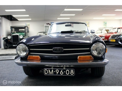 Triumph TR 6