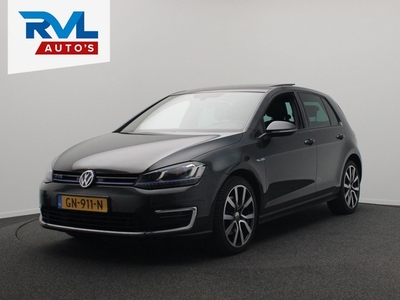 Volkswagen Golf 1.4 TSI GTE Pano/dak Trekhaak Navigatie