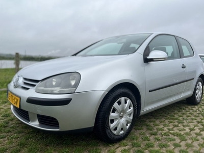 Volkswagen Golf 1.6 FSI Comfortline (bj 2007)