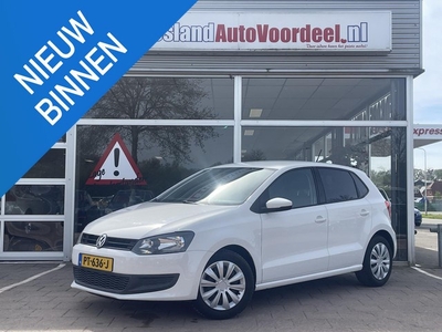 Volkswagen Polo 1.4-16V Comfortline / 5drs/APK