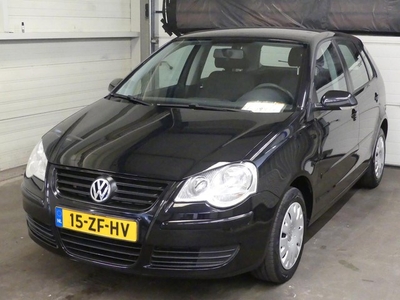 Volkswagen Polo 1.4-16V Optive - Airco - 5deurs - Netjes