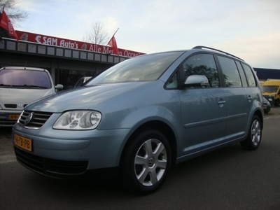 Volkswagen Touran 1.6-16V FSI Business (Automaat +NAVI )