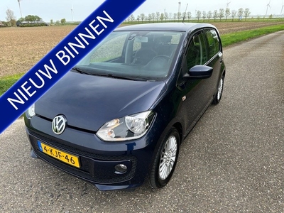 Volkswagen up! 1.0 high up! BlueMotion (bj 2013)