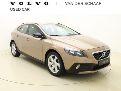 Volvo V40 Cross Country T4 180pk Momentum / 74.992 km's ! /