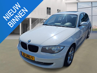 BMW 1-serie 118i High Executive Youngtimer, Navi, Leder, Bluetooth, LMV, 5drs.....