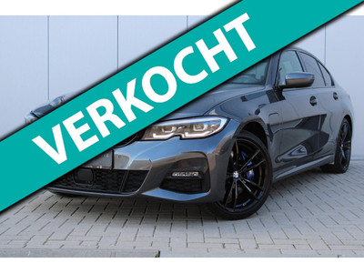 BMW 3-serie 330e M-PAKKET I VIRTUAL I CARPLAY I LED I ADAPTIVE I SFEER VERL. I ST. VERW. I 19' BREEDSET I