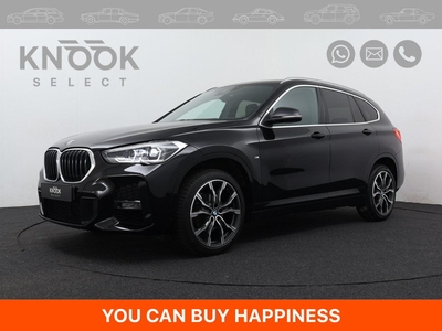 BMW X1 sDrive18i High Executive M-Sport | Panorama | Leer