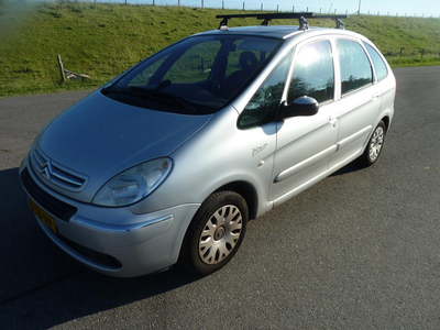 Citroen Xsara Picasso 1.6i-16V Caractère