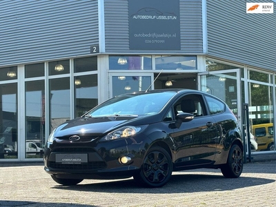 Ford Fiesta 1.25 Titanium / Airco / Stoelverwarming .