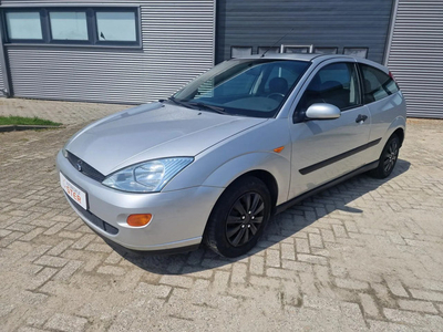 Ford Focus 1.6 16V