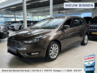 Ford Focus Wagon 1.0 Titanium / NL auto / Parkeercamera / Trekhaak / Cruise / Sensoren voor&achter / Verwarmde voorruit / Navi / Bluetooth /