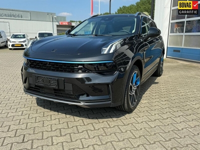 Lynk & Co 01 1.5 PHEV 261PK HYBRID (RIJKLAARPRIJS)