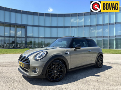 Mini Cooper 1.5 Cooper Chili Serious Business, Pano, CarPlay, Harman Kardon