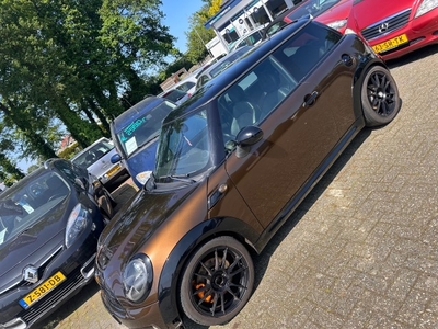 Mini Cooper S 1.6 CHILI SPECIALE KLEUR/ PANORAMA DAK