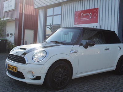 Mini Mini 1.6 Cooper S / Xenon / Panoramadak / Parkeersensoren achter