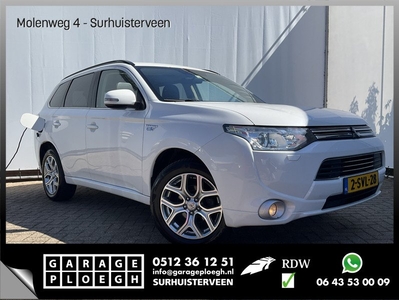 Mitsubishi Outlander 2.0 PHEV Instyle Leer Panodak Trekhaak Hoge instap Plug-in