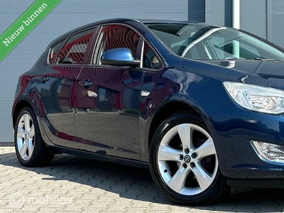 Opel Astra 1.6 Edition Airco/Trekhaak/5deurs/Cruise