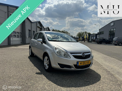 Opel Corsa 1.2-16V Edition