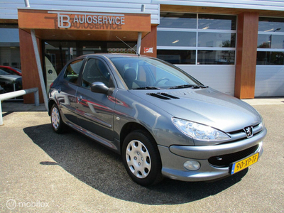 Peugeot 206 1.4 Air-line 3