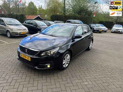 Peugeot 308 1.2 PureTech Blue Lease Executive , navigatie , panoramadak , 57.000 km NAP