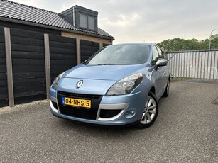 Renault Scénic 1.6 Celsium NL-auto, nieuwe distributie