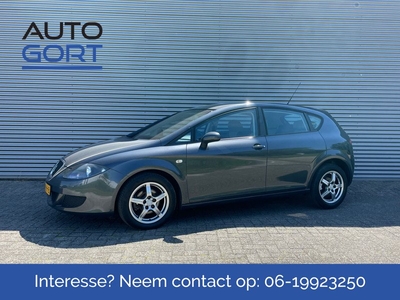 SEAT Leon 1.6 Reference | Airco | APK 03-2025 | Alu vlegen | Trekhaak | Keurige auto!