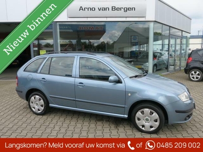 Skoda Fabia Combi 1.4-16V Spirit+, airco, cruisecontrol.