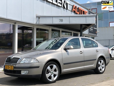 Skoda Octavia 1.6 FSI Tour - Airco