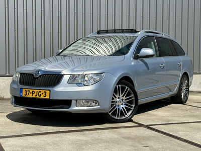 Skoda Superb Combi 3.6 FSI 4x4 Pano - Xenon - Leder - Navi - Origineel Nederlands