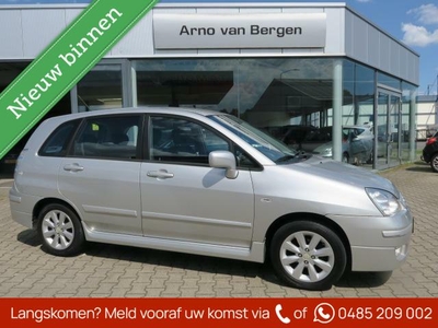 Suzuki Liana 1.6 Exclusive, clima, trekhaak, lm-velgen.