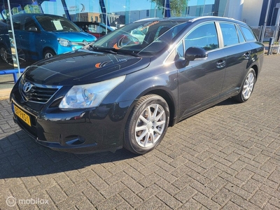 Toyota Avensis 1.8 VVTi Business