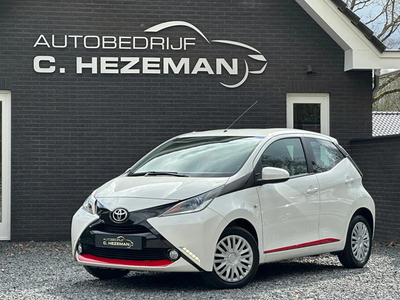 Toyota Aygo 1.0 VVT-i x-clusiv 1e eigenaar DealerOH Camera Navigaitescherm