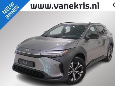 Toyota bZ4X Dynamic 71 kWh, BSM, 360 graden camera, Apple carplay / Android auto, Stoel- en stuur verwarming!