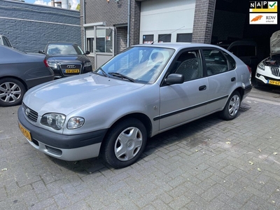 Toyota Corolla 1.6 VVT-i Terra Automaat