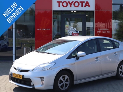 Toyota Prius 1.8 HYBRID CRUISE NAVI CAMERA KEYLESS AFN-TREKHAAK FIETSENDRAGER NL-AUTO