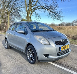 Toyota Yaris 1.3 AUTOMAAT - NEW APK - NAP - DEALERONDERHOUDE