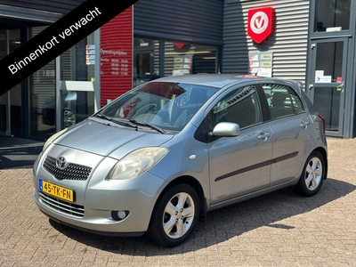 Toyota Yaris 1.3 VVTi Luna NAP | AIRCO | Licht Metalen VELGEN | Elektrische RAMEN |